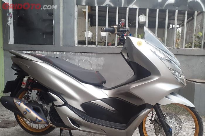 Modifikasi Honda PCX 150 minimais namun berlimpah part racing