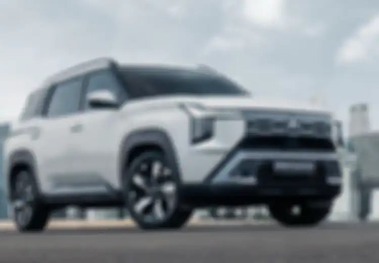 Mitsubishi Destinator Bawa Kenyamanan Mobil Keluarga dalam Wujud SUV Tangguh