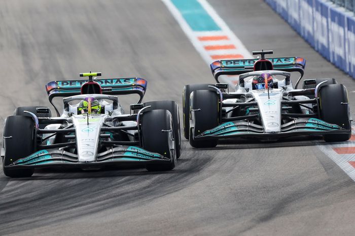 Lewis Hamilton sering kalah bersaing dengan rekan setimnya yang baru, George Russell