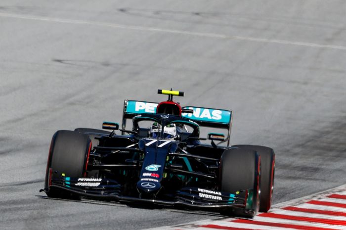 Valtteri Bottas berada di puncak usai meraih kemenangan di F1 Austria, Sementara Charles Leclerc di peringkat kedua