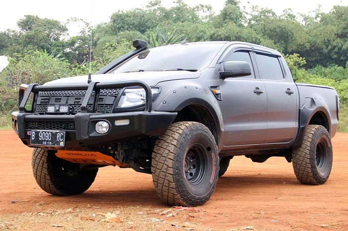 Tampang Gahar Ford Ranger T6 