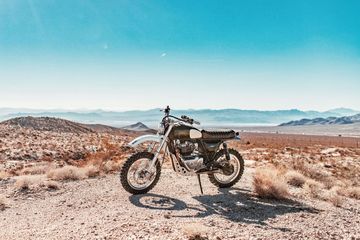 Desert Runner 650 Royal Enfield Interceptor Versi Off Road Dari Revival Cycles Gridoto Com