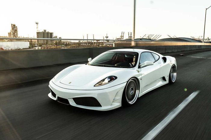 Modifikasi Ferrari F430 tampil kece bergaya clean look