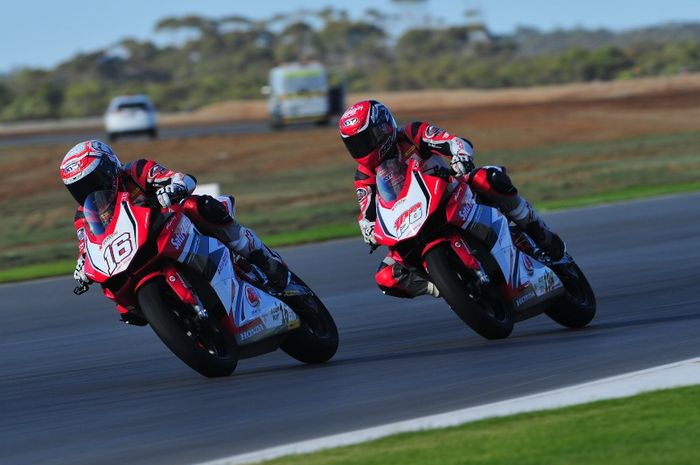 Pembalap AHRT punya modal bagus menempati posisi start terdepan di ARRC Australia