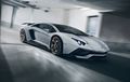 Bertenaga 752 DK, Kabin Lamborghini Aventador S Ini Kian Sporty