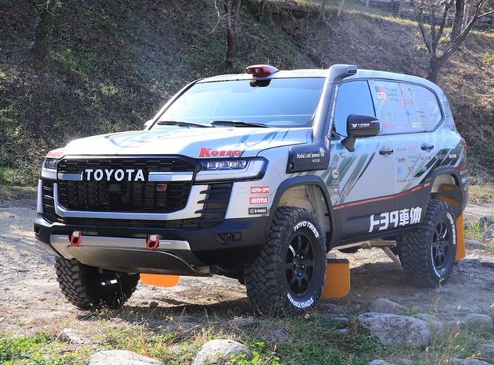 Mesin modifikasi Toyota Land Cruiser 300 GR Sport diupgrade hingga 339 dk dan torsi 815 Nm