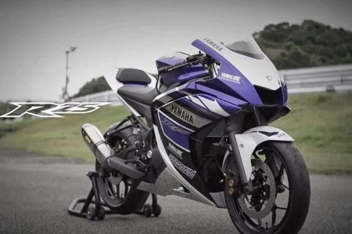 Desain Yamaha R25 versi konsep yang diperkenalkan tahun 2013