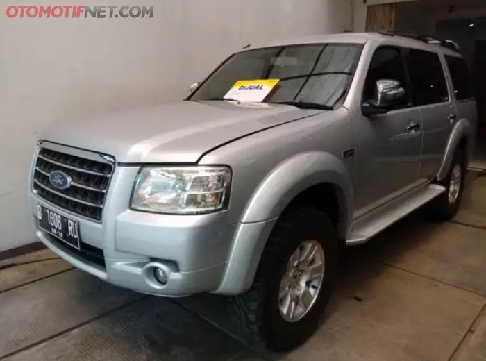 Ford Everest jadi SUV ladder frame dengan harga paling terjangkau saat ini