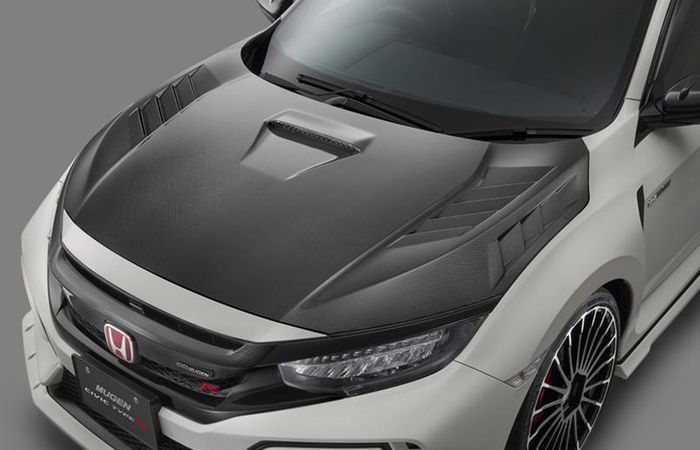 Kap mesin dan gril berbahan karbo dari Mugen untuk Honda Civic Type R