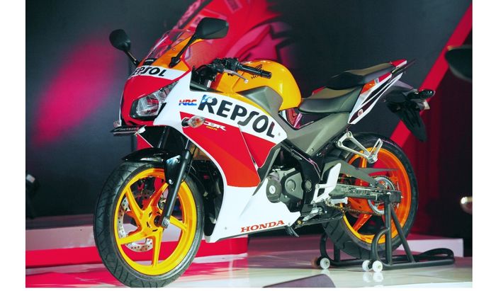 Honda CBR150R K45