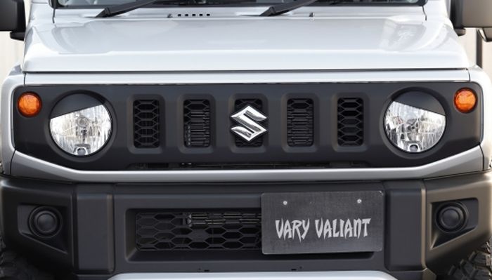 Alis headlamp Suzuki Jimny baru berukuran 30x10x10 cm 