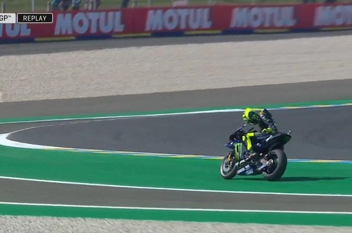 Valentino Rossi alami masalah putus rantai di FP1 MotoGP Prancis