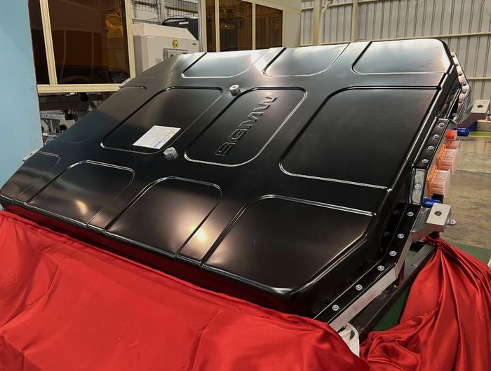 Baterai mobil listrik Wuling Motors produksi lokal di Pabrik Cikarang, Jawa Barat.