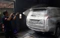 Tempat Cuci Mobil Di Jakarta Akan Dibatasi, Detergen Jadi Masalah