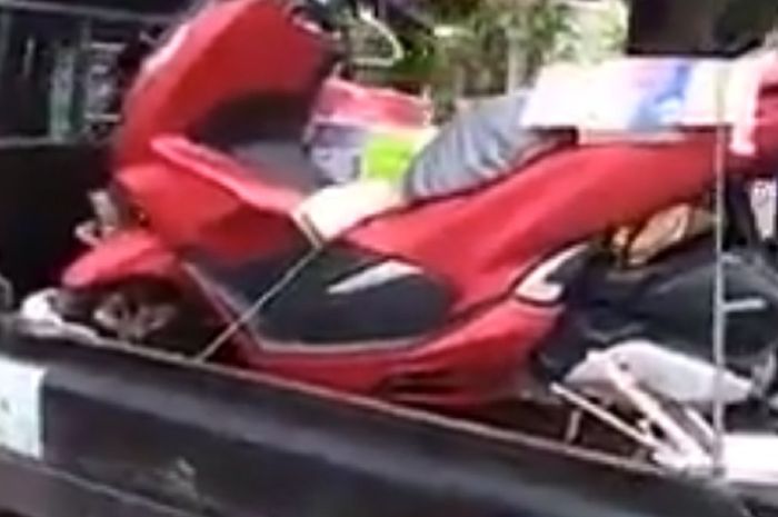 Honda PCX 150 jadi mas kawin di Brebes.