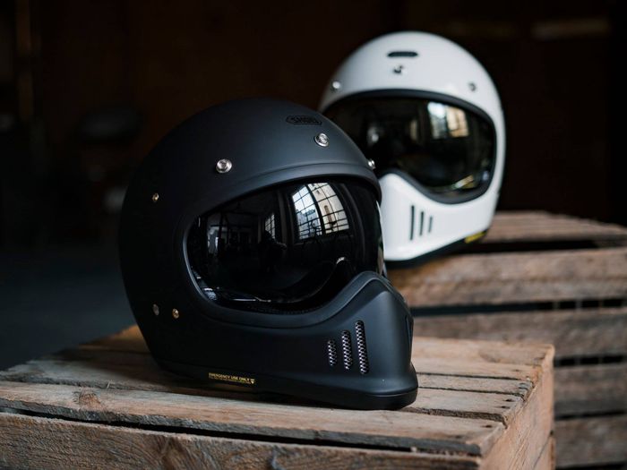 Shoei EX-Zero desain ala helm cakil