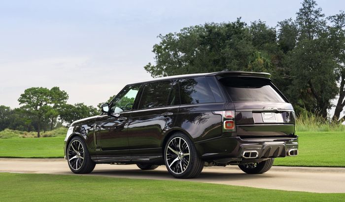 Range Rover Autobiography di pasok body kit berbahan serat karbon