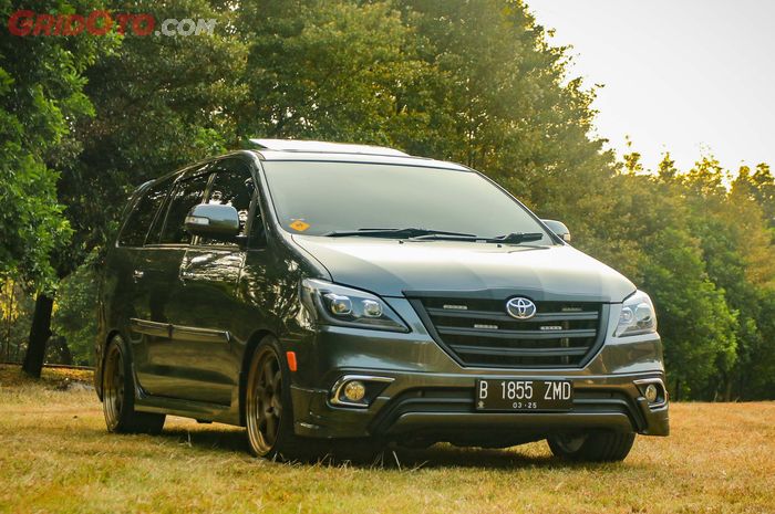 Modifikasi Innova lama lebih segar bergaya sporty elegan