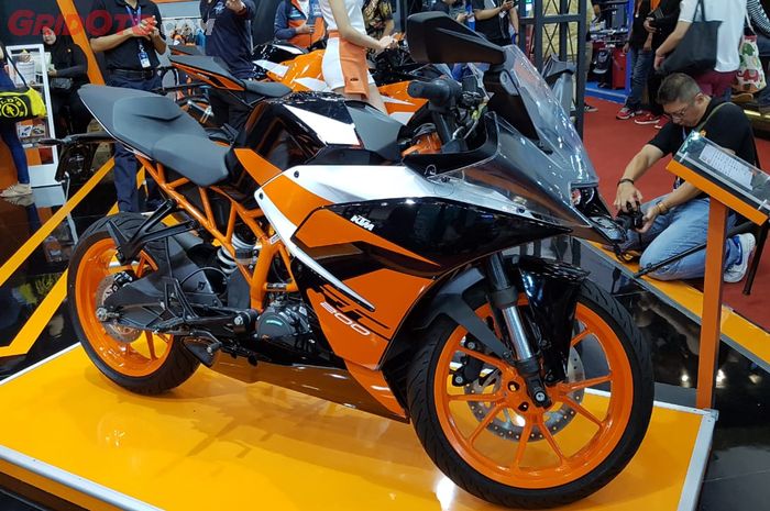 Usia Pakai Baterai Motor Listrik Bisa Lebih Lama dari Aki Motor