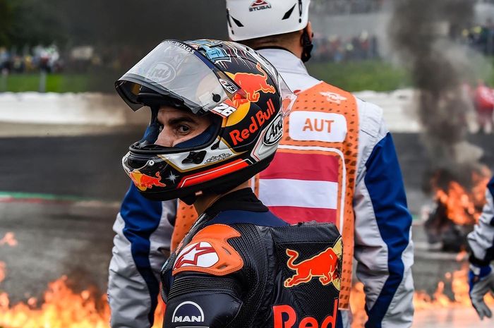 Dani Pedrosa memberikan penjelasan soal insiden kecelakaan hingga motornya terbakar pada balapan MotoGP Styria 2021
