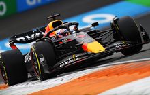 Lepas dari Tekanan Mercedes, Max Verstappen Juara F1 Belanda 2022