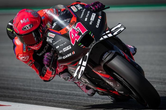 pecahkan rekor lap baru, Aleix Espargaro menjadi yang tercepat di sesi FP3 MotoGP Catalunya 2022