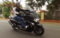 Wow Mesin 530 cc, Yamaha TMAX DX Lebih Irit Dari Sport 250 cc?