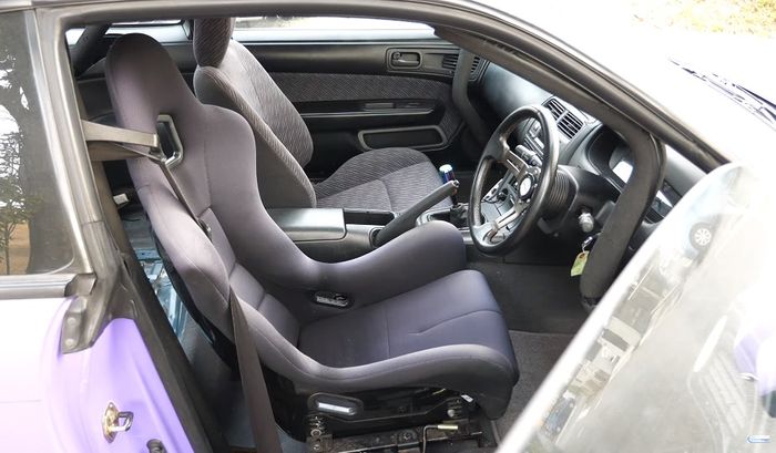 Beberapa ubahan di kabin Nissan Silvia S14