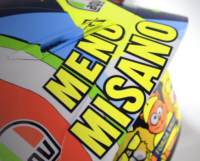 Helm AGV Pista R Valentino Rossi spesial MotoGP San Marino berjudul 'Menu Misano'