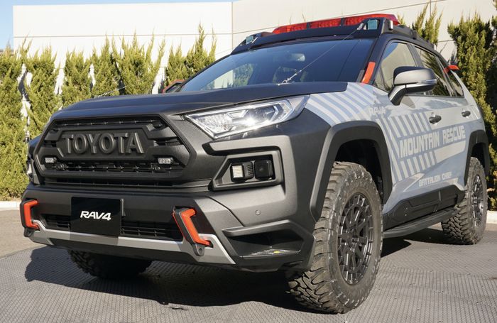 Tampilan depan Toyota RAV4 dengan konsep mobil penyelamat