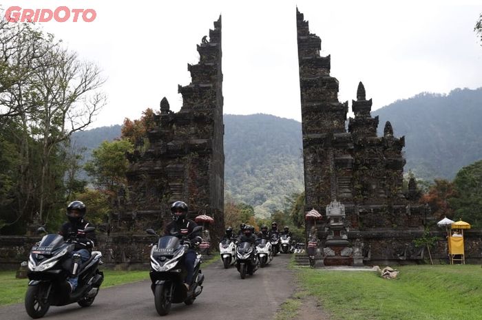 Perjalanan turing dengan Honda PCX ABS