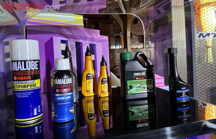 Yamalube Chemical Liquid Engine Component