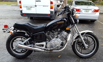 Bukan Harley Davidson Ini Cafe Racer V Twin Merek Garpu Tala Gridoto Com