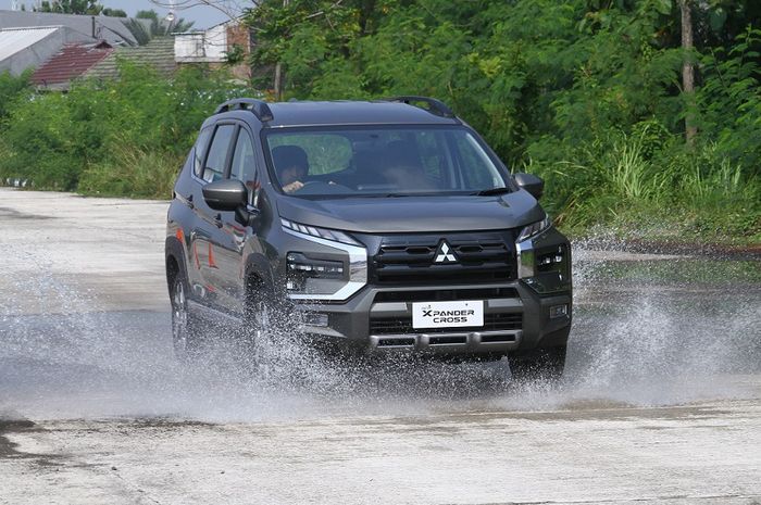 Harga Mitsubishi Xpander Cross mengalami kenaikan per Juni 2024.