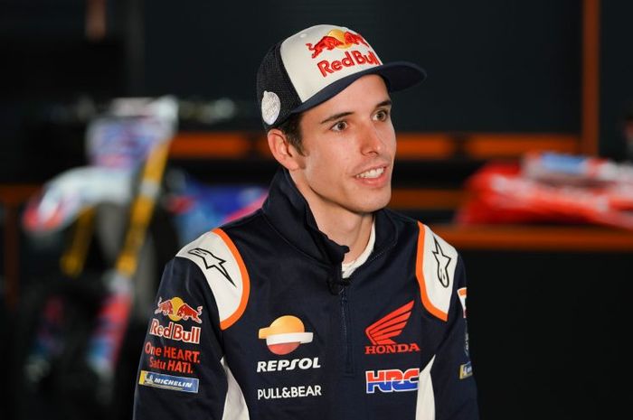Di awal Januari 2020, Alex Marquez resmi mengenakan seragam tim Repsol Honda