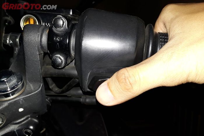 Cara menghidupkan motor yang benar