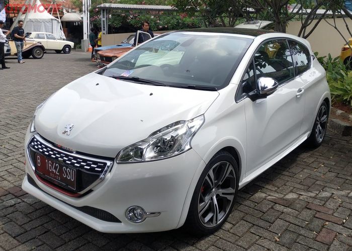 Peugeot 208 GTi