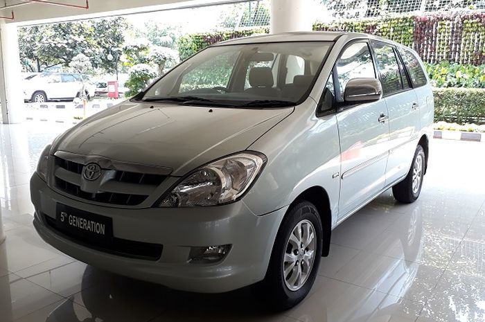Spesifikasi dan kisaran harga Toyota Kijang Innova tahun 2007 seken