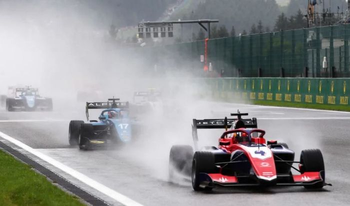 Jack Doohan saat bersaing di race 3 balap F3 Belgia 2021 di sirkuit Spa-Francorchamps