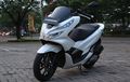 Upgrade Lampu Honda PCX Lokal Pakai Lampu Mobil, Biar Makin Terang
