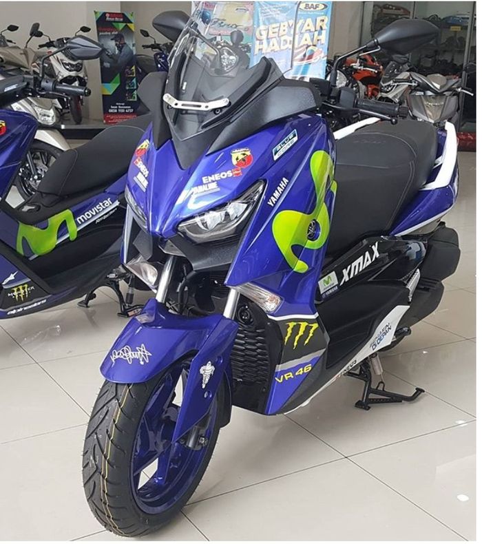 Yamaha XMAX livery Movistar karya Yamaha Mekar