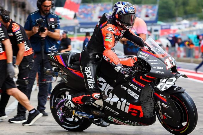Ban belakang soft tergerus setelah lima lap, Maverick Vinales sempat berharap hujan turun di balapan MotoGP Austria 2022