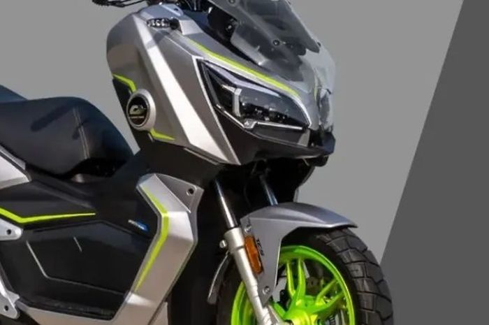 Tampilan utuh motor baru QJMotor ADV150