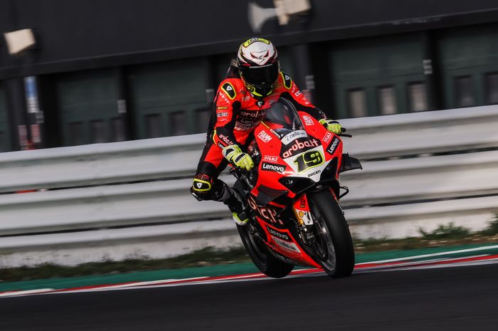 Alvaro Bautista dibela Jorge Lorenzo dan Dani Pedrosa soal bobot pembalap di WorldSBK