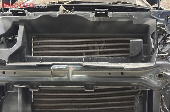 Kondensor AC mobil Suzuki