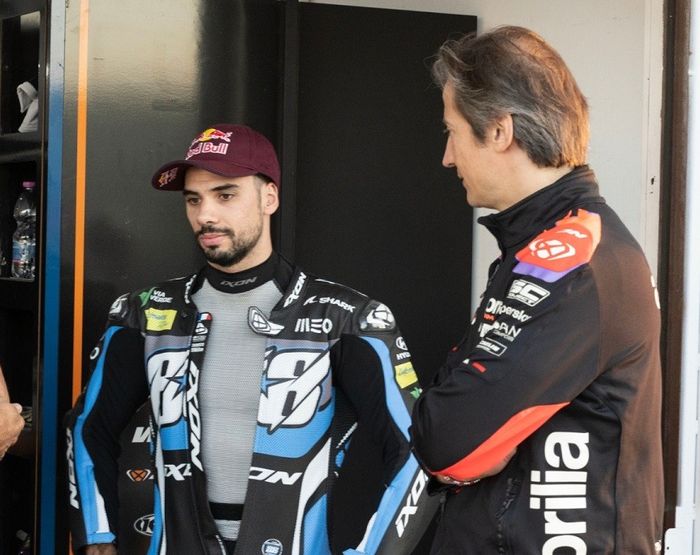 Aleix Espargaro menilai Miguel Oliviera bakal betah dan cocok dengan motor Aprilia RS-GP pada MotoGP 2023