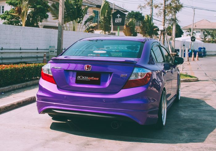 Modifikasi Honda Civic FB pakai jubah ungu dan pasokan beberapa part USDM