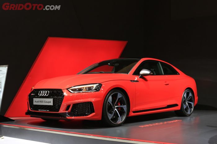 Audi RS5 Coupe 