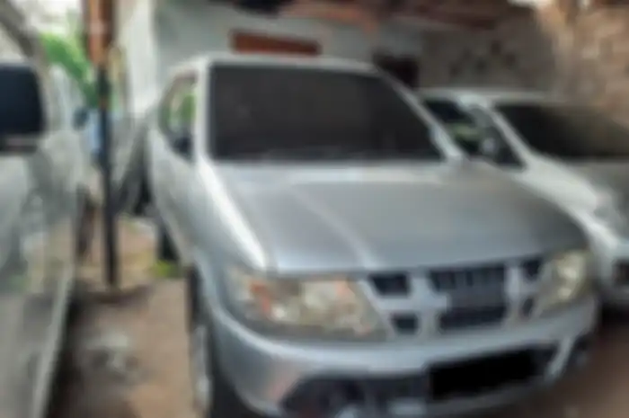 Harga Isuzu Panther Bekas
