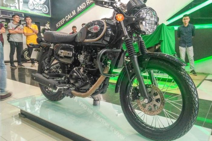 Tampilan Kawasaki W175 di Vietnam